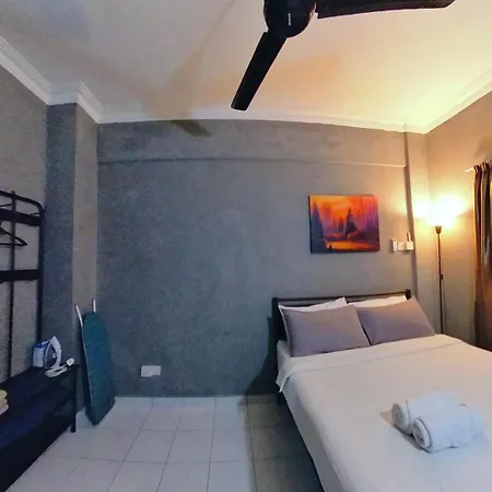 10Pax Gfloor 2R2B Dual-Key Doorstep To Beach, Free Bbq Set, Wifi, 50