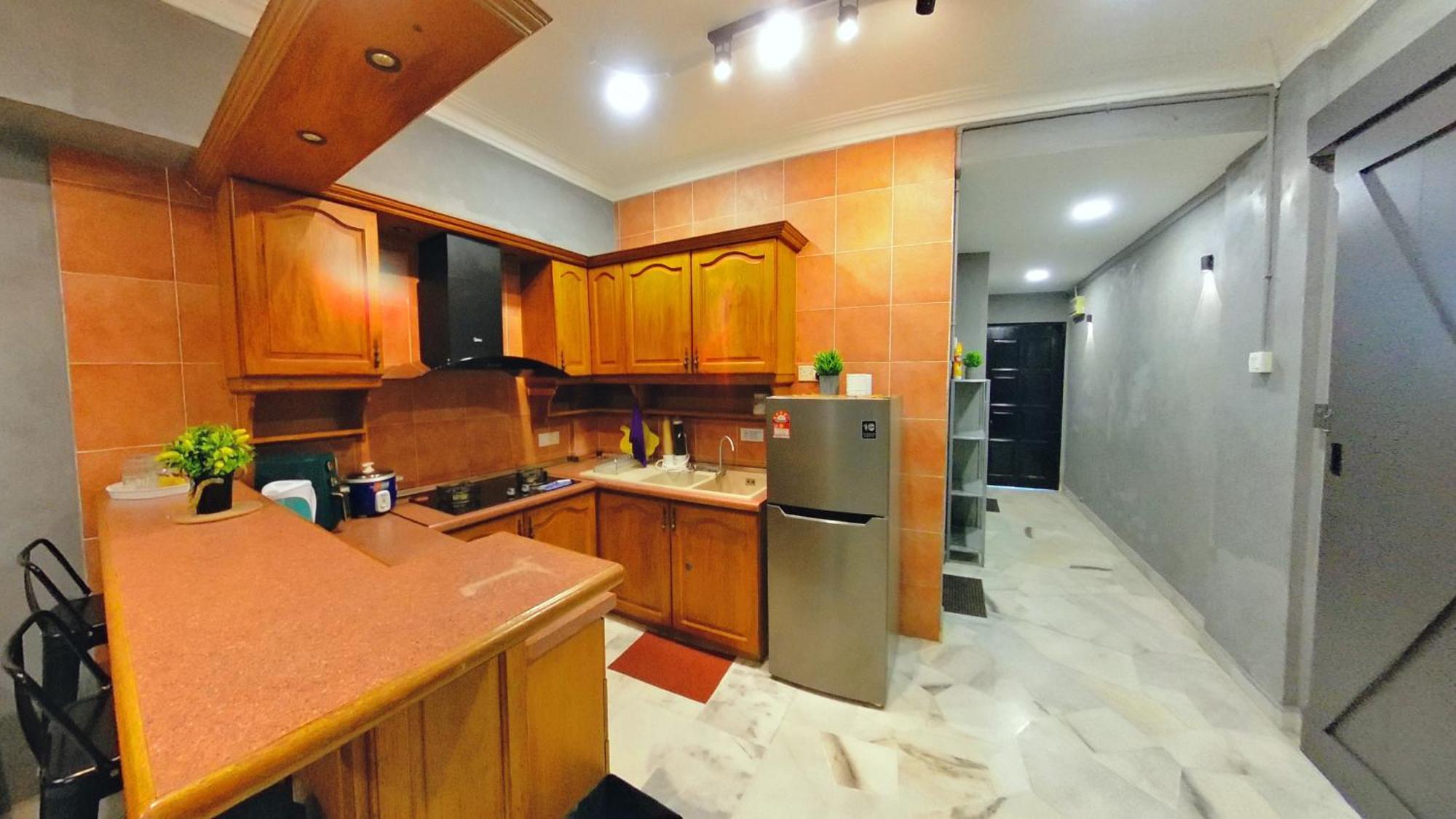 10pax Gfloor 2r2b Dual-key Doorstep To Beach, Free Bbq Set, Wifi, 50